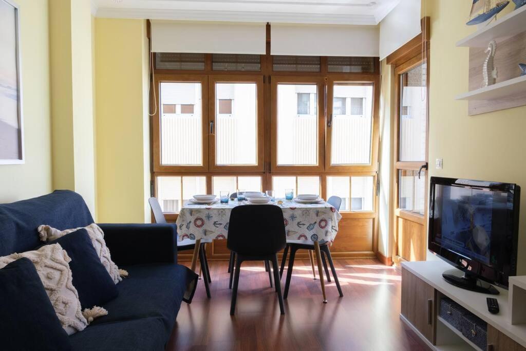 Precioso Piso En San Ciprian Apartment Exterior photo